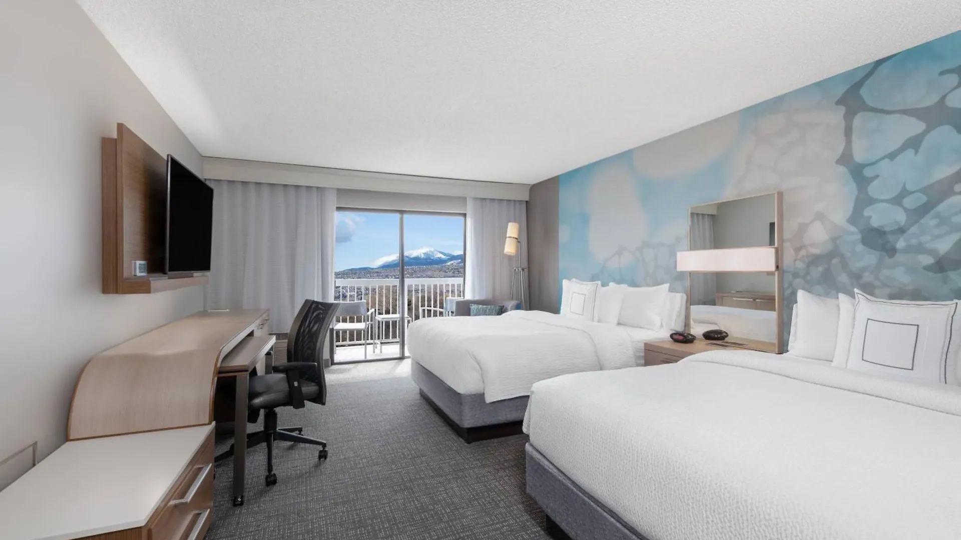 Courtyard By Marriott Reno Hotel